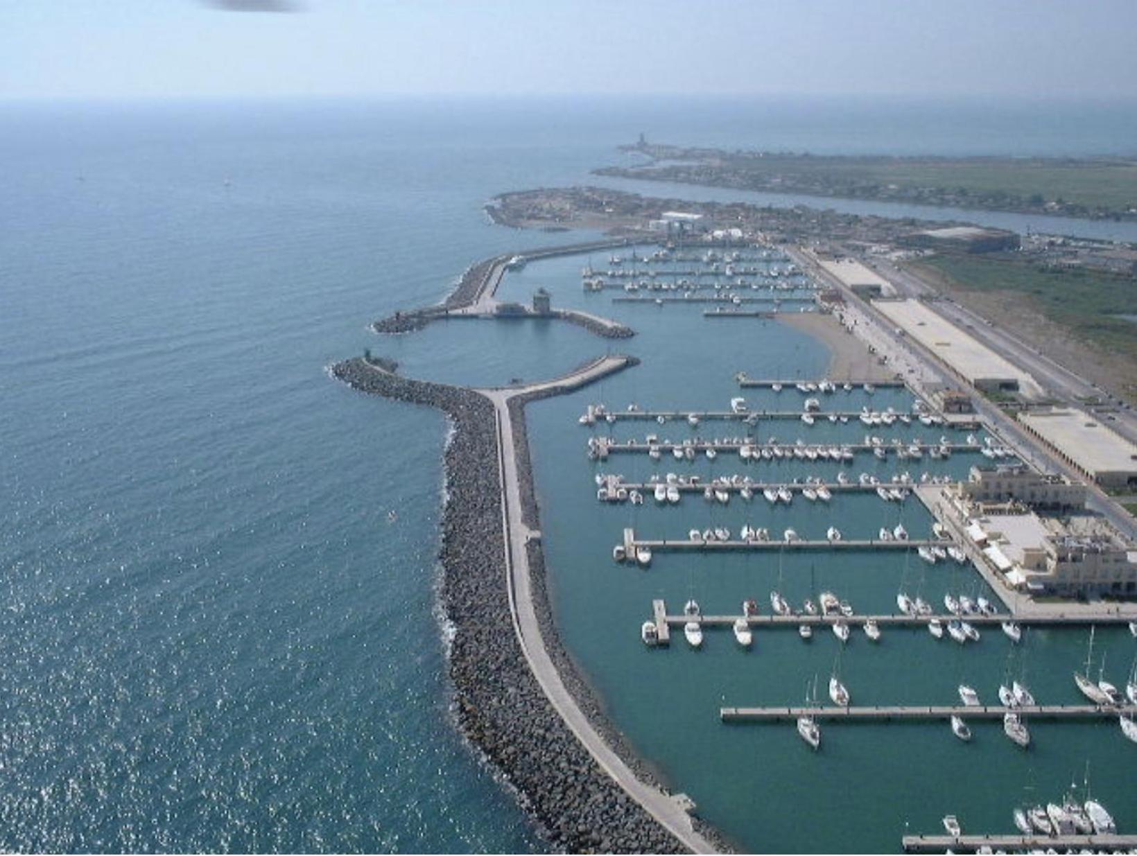 Piuma Celeste A Due Passi Dal Mare E Dal Centro Storico 丽都迪奥斯蒂亚 外观 照片
