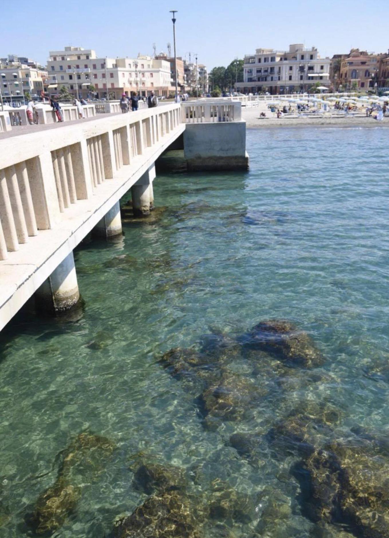 Piuma Celeste A Due Passi Dal Mare E Dal Centro Storico 丽都迪奥斯蒂亚 外观 照片